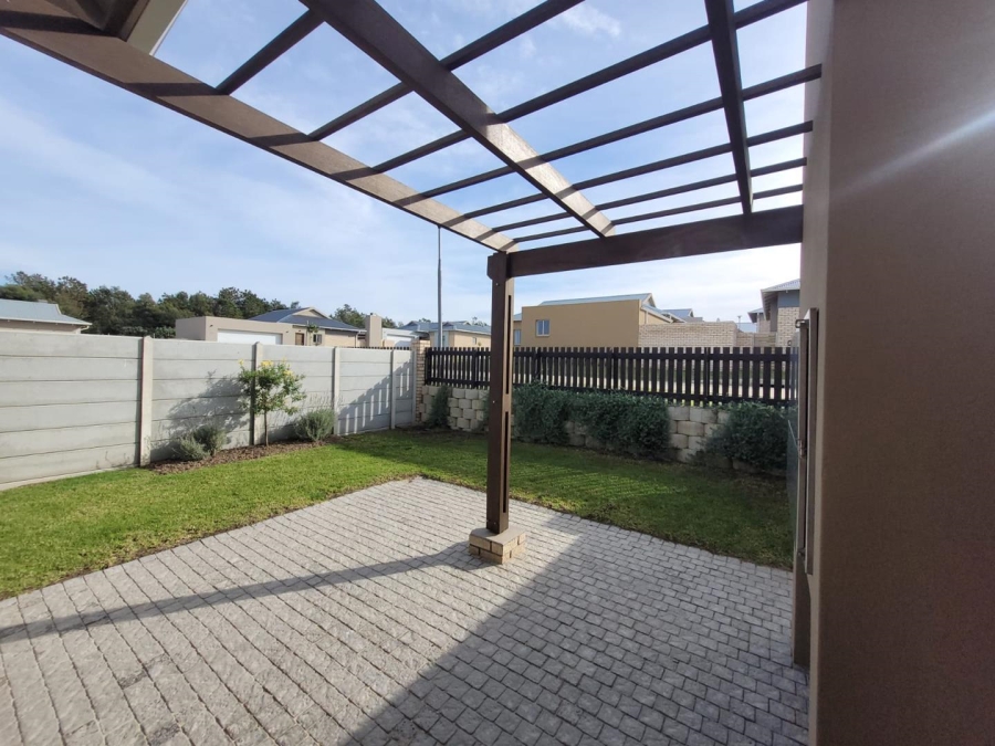 3 Bedroom Property for Sale in Mooikloof Country Estate Western Cape